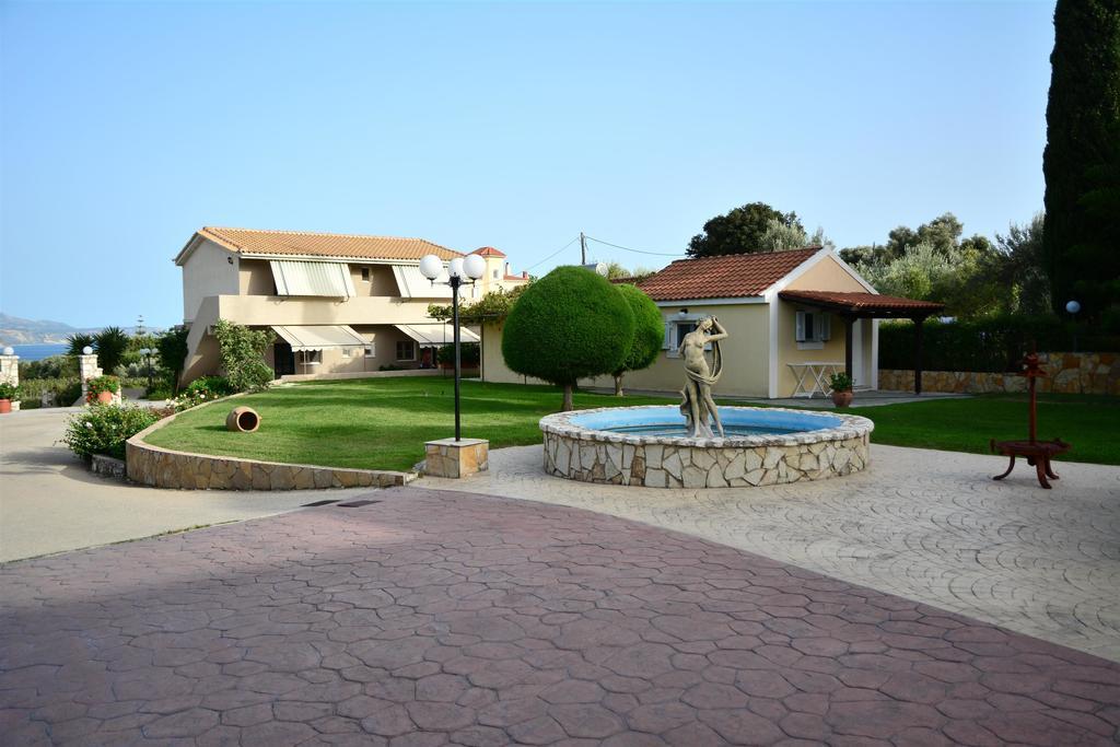 Residence Poseidon Esparta Exterior foto