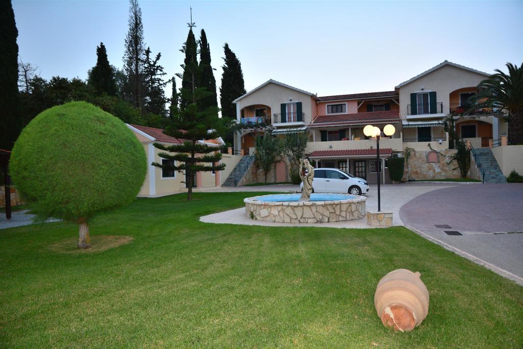 Residence Poseidon Esparta Exterior foto