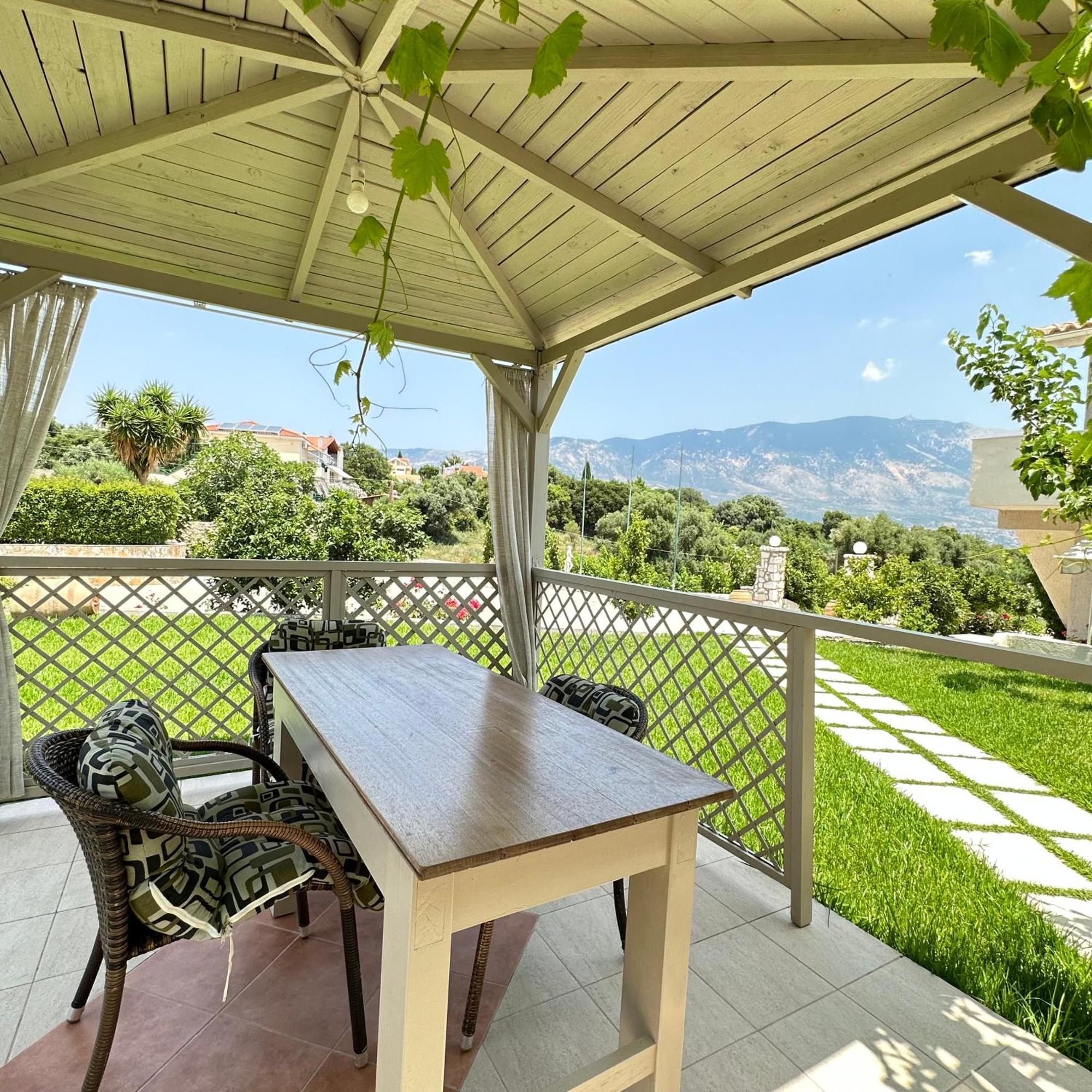 Residence Poseidon Esparta Exterior foto